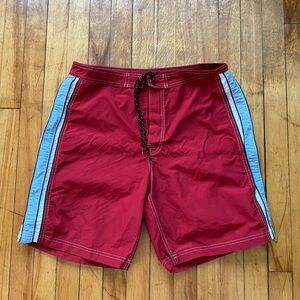 Y2K J. Crew Men’s Red & Blue Striped Swim Board Shorts Size 33, 8.5” Inseam